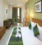 Hotel F66 구르가온