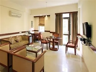 Hotel F66 구르가온 4*,  인도